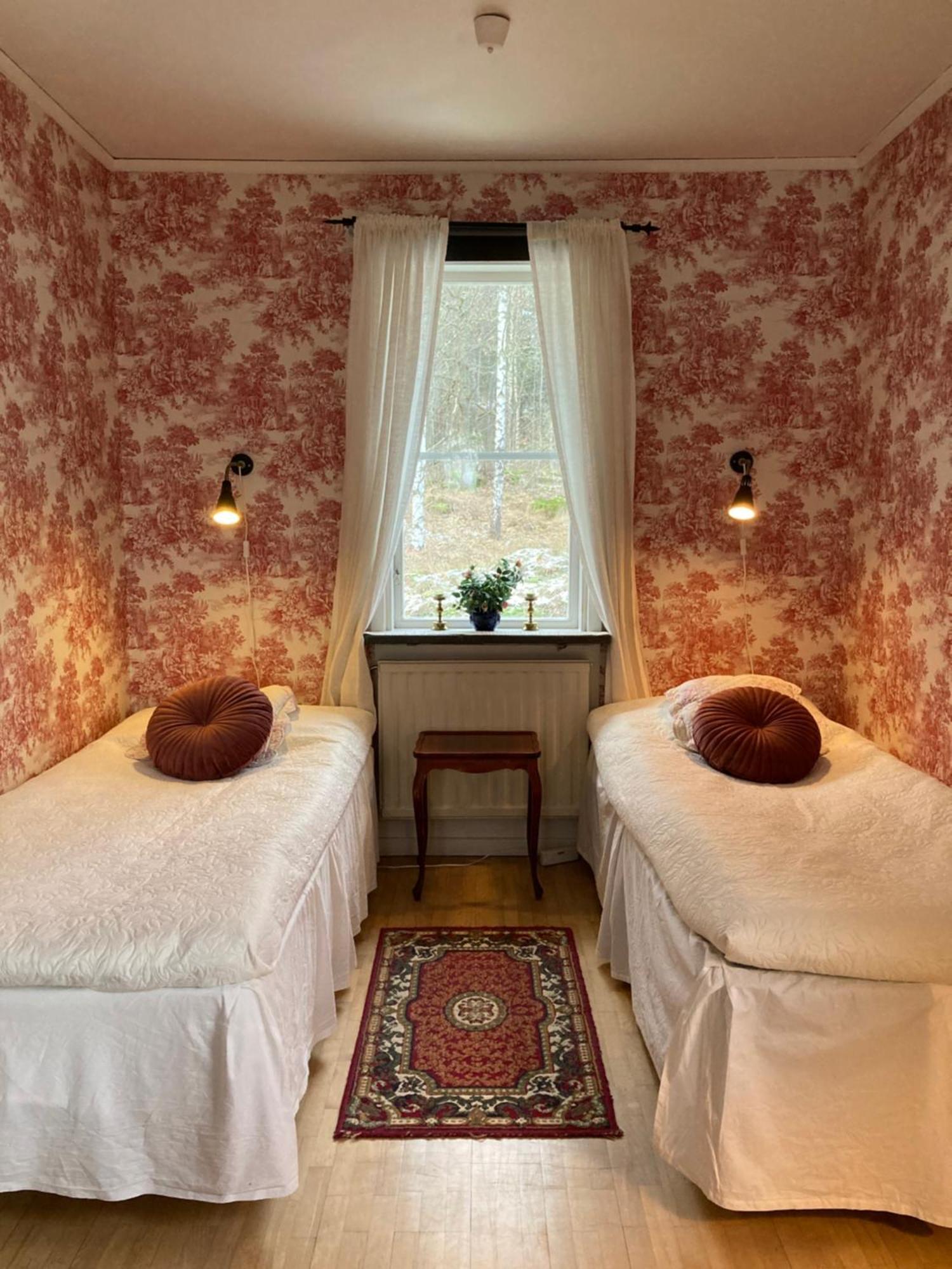 Klaraborg - Rum Och Koek I Borgvik Extérieur photo