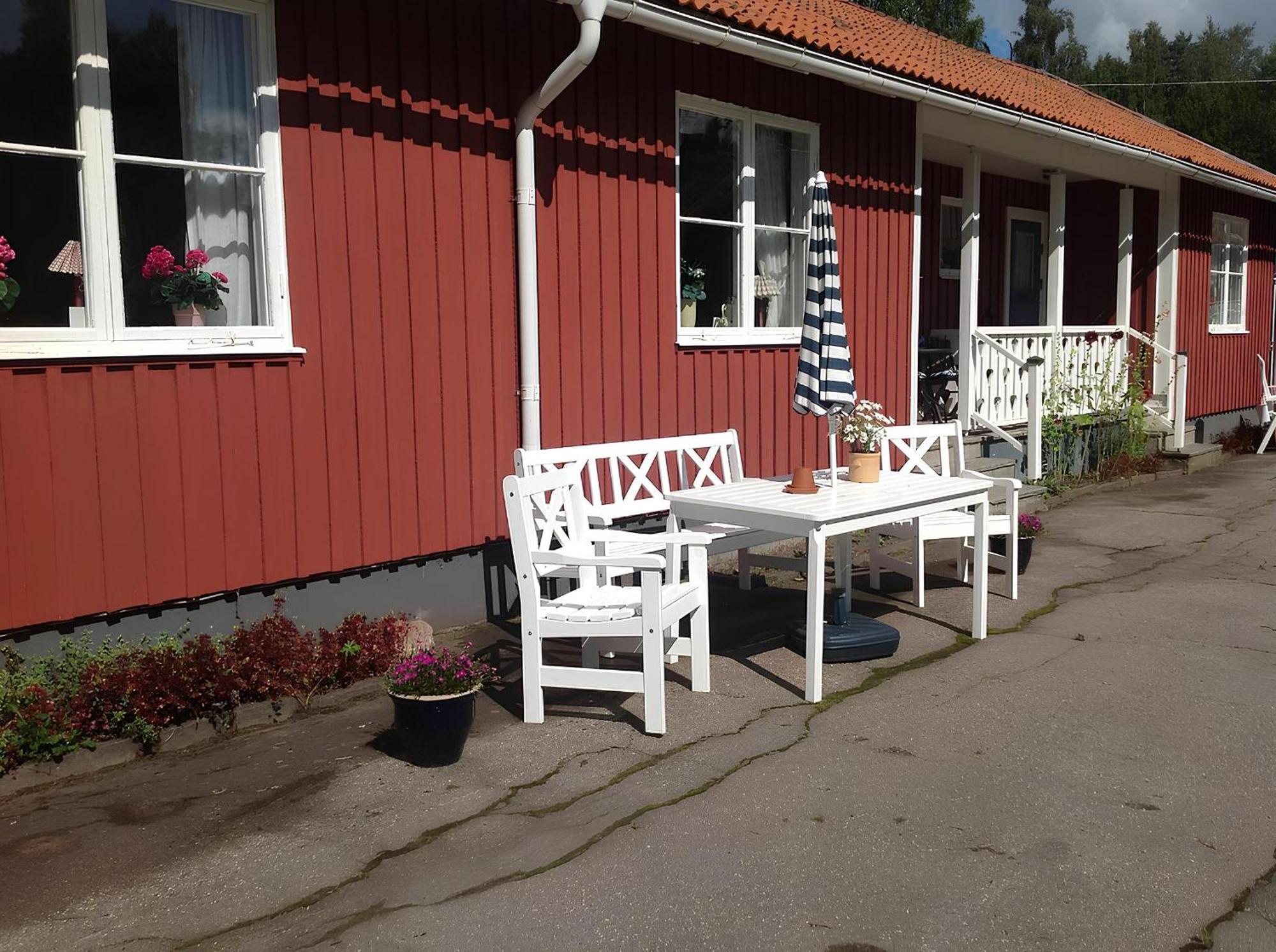 Klaraborg - Rum Och Koek I Borgvik Extérieur photo
